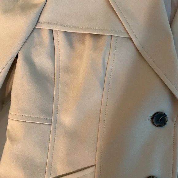 Ann Taylor Blazer Ann Taylor Notched Two Button Blazer with Stretch Size 2 - Picture 4 of 10